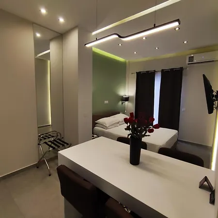 35 Apartment *